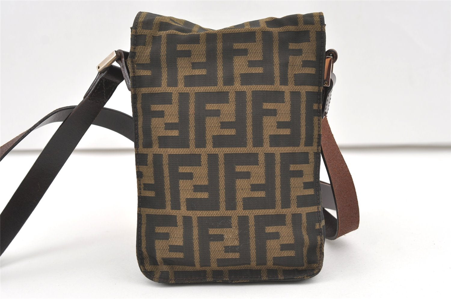 Authentic FENDI Zucca Shoulder Cross Body Bag Purse Nylon Leather Brown 0202K