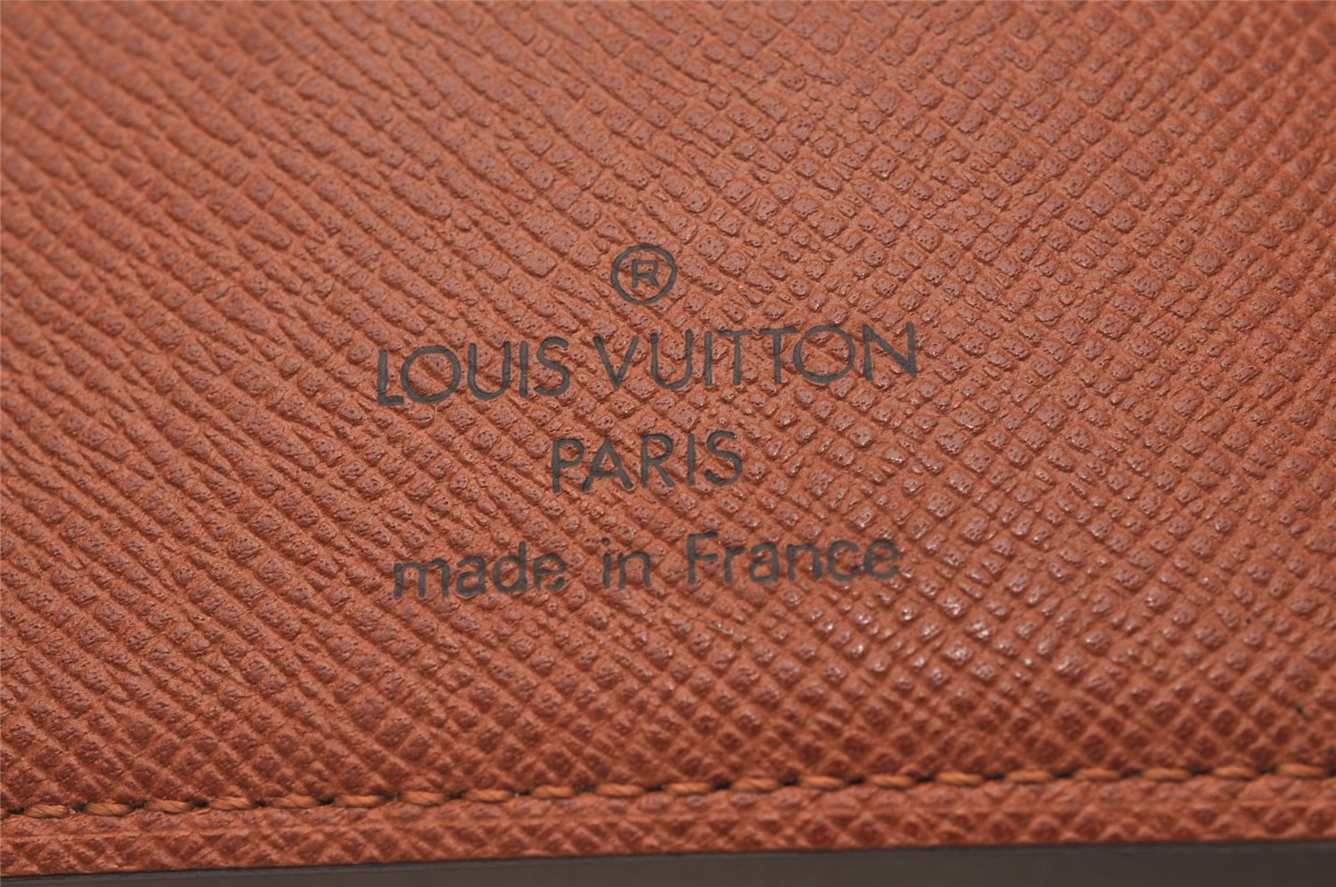 Authentic Louis Vuitton Monogram Agenda MM Notebook Cover R20004 LV 0204J