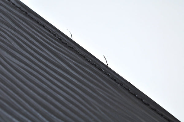 Authentic Louis Vuitton Epi Agenda MM Notebook Cover Black R20202 LV 0206J