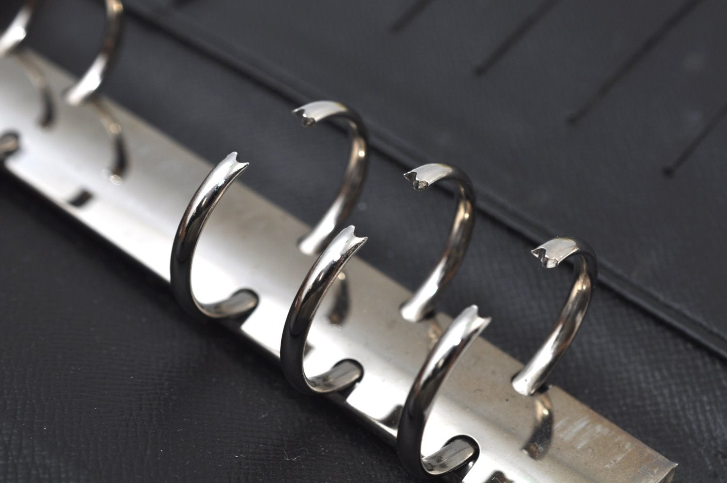 Authentic Louis Vuitton Epi Agenda MM Notebook Cover Black R20202 LV 0206J