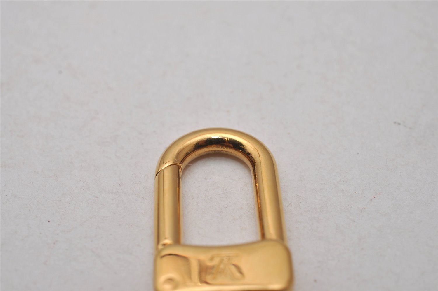 Authentic Louis Vuitton Inventeur Logo Key Chain Charm Mirror Gold LV 0208J