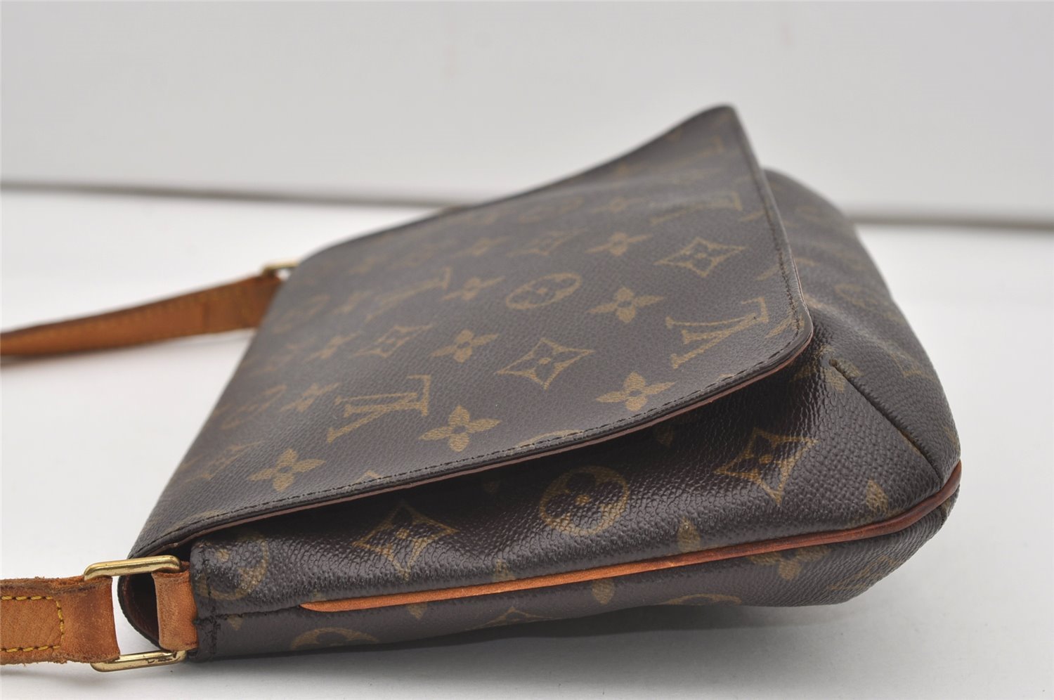Authentic Louis Vuitton Monogram Musette Tango Shoulder Bag M51257 LV 0209J