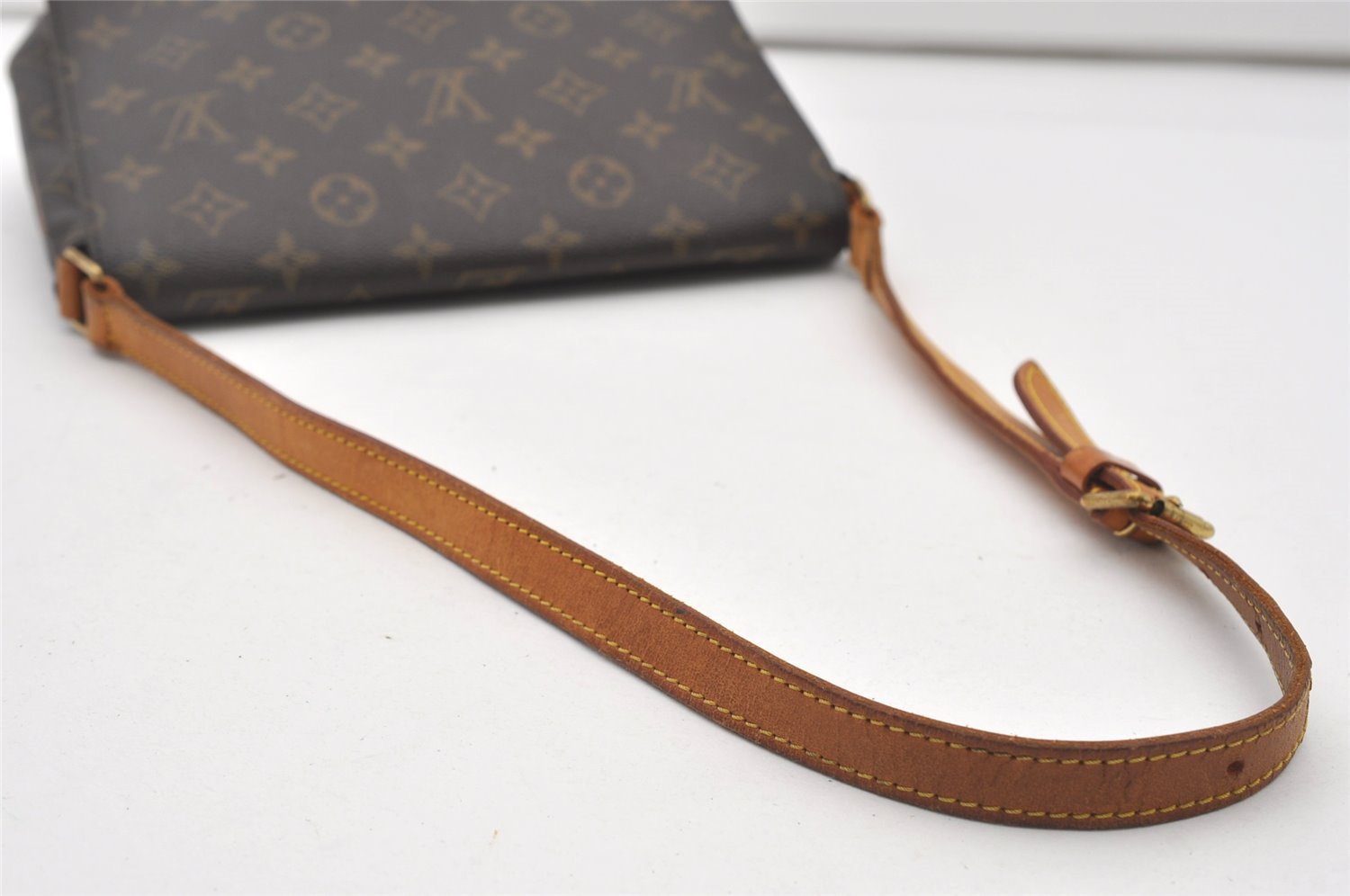 Authentic Louis Vuitton Monogram Musette Tango Shoulder Bag M51257 LV 0209J