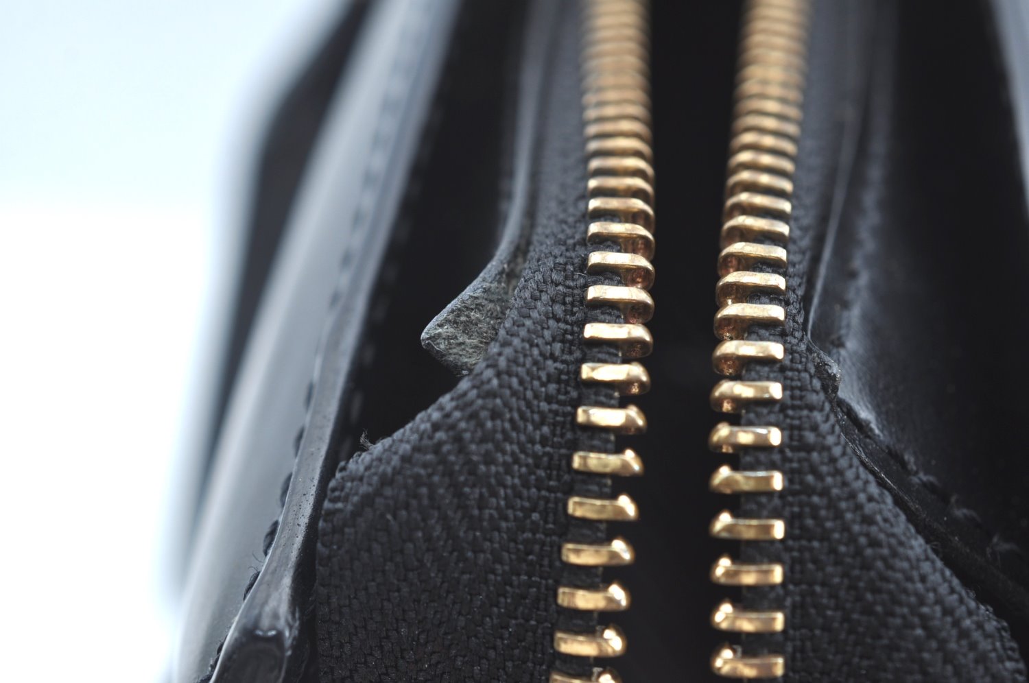 Authentic Louis Vuitton Epi Riviera Hand Bag Black M48182 LV 0210H