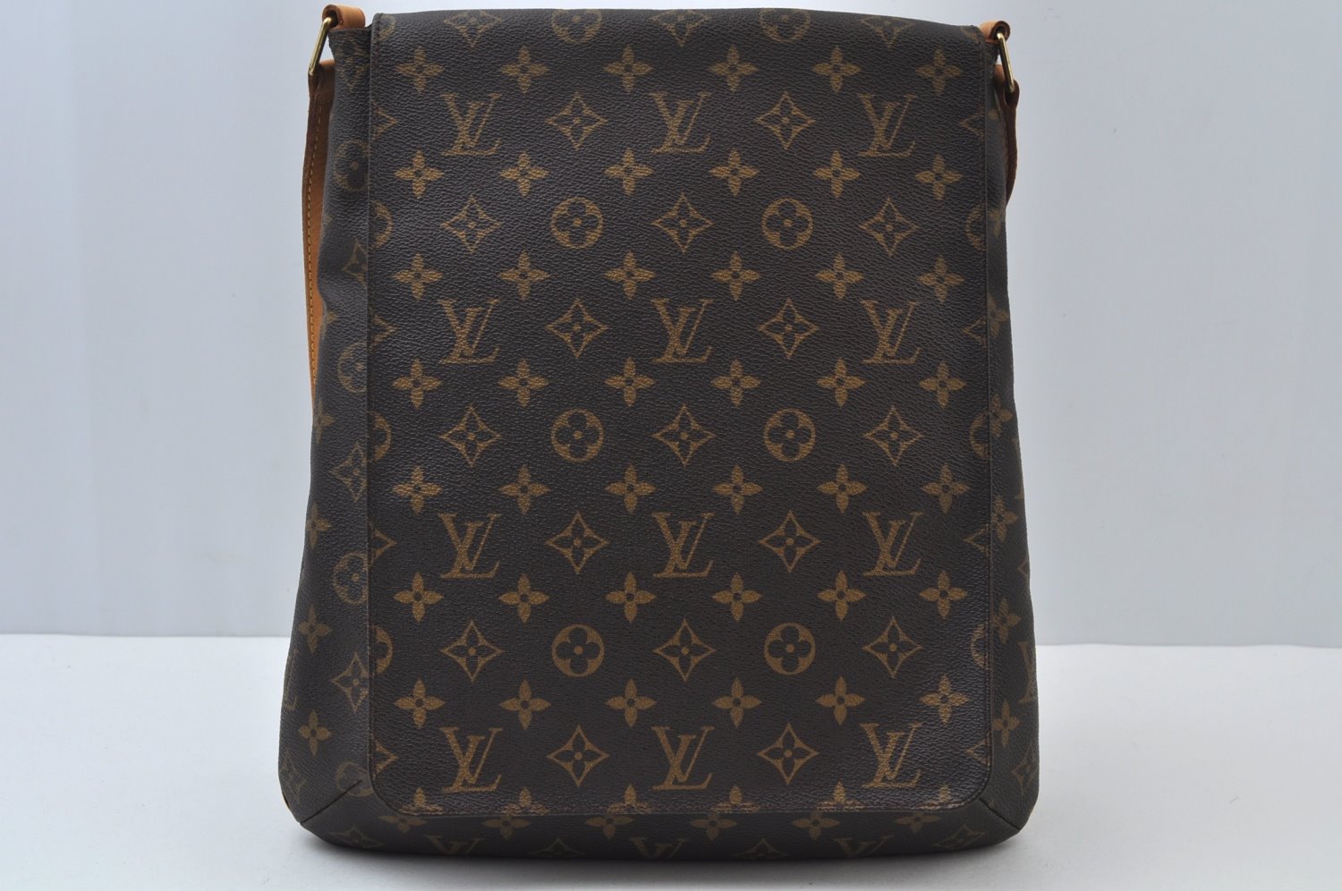 Authentic Louis Vuitton Monogram Musette Shoulder Cross Body Bag M51256 LV 0214J