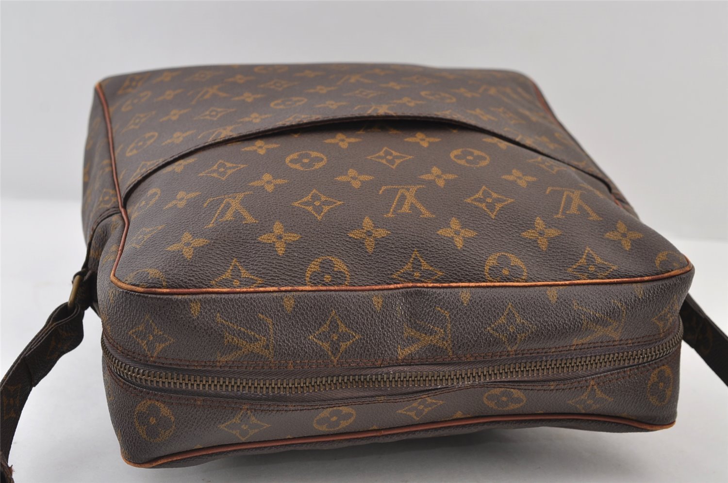 Auth Louis Vuitton Monogram Marceau Shoulder Cross Body Bag Old Model Junk 0216J