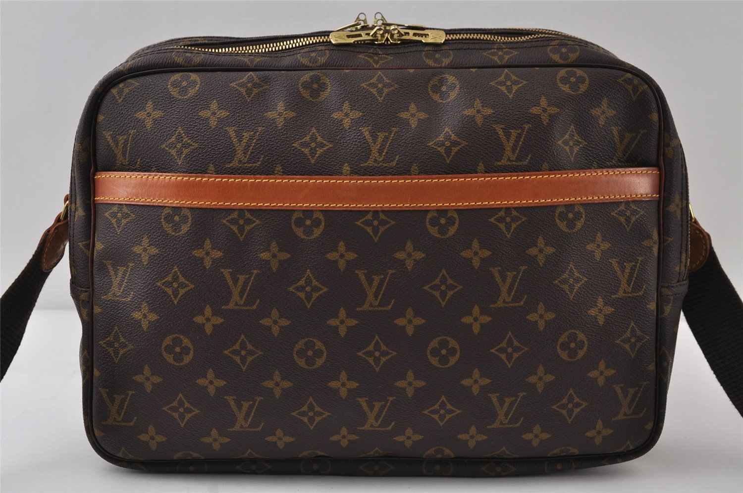 Authentic Louis Vuitton Monogram Reporter GM Shoulder Cross Bag M45252 LV 0220J