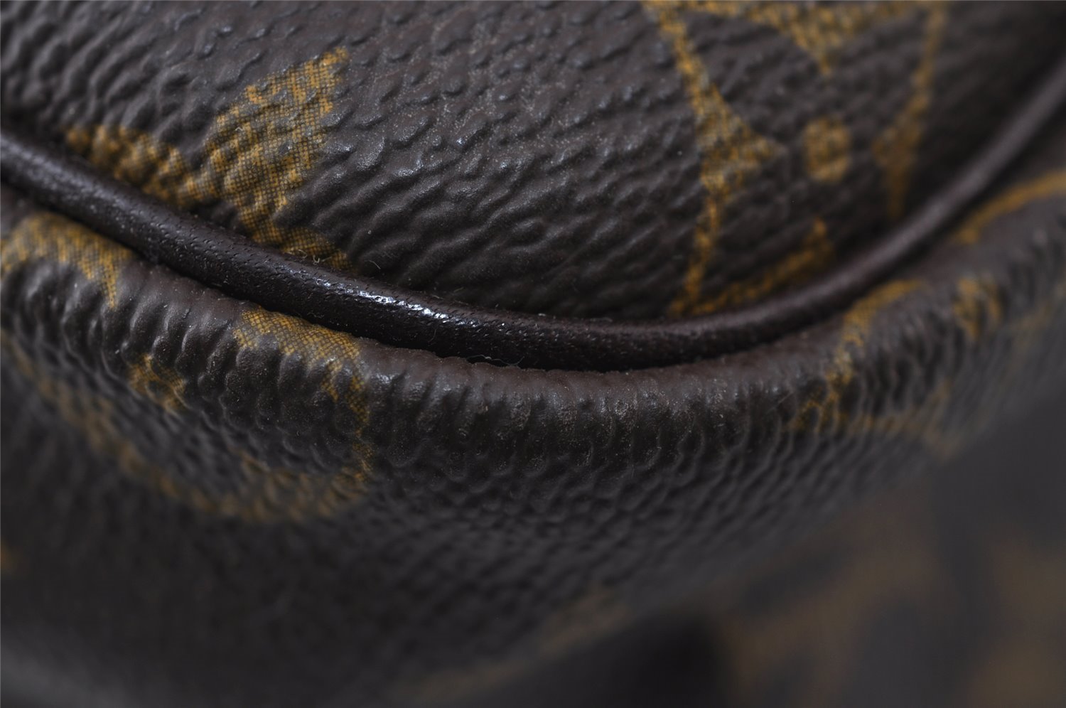 Authentic Louis Vuitton Monogram Reporter GM Shoulder Cross Bag M45252 LV 0220J