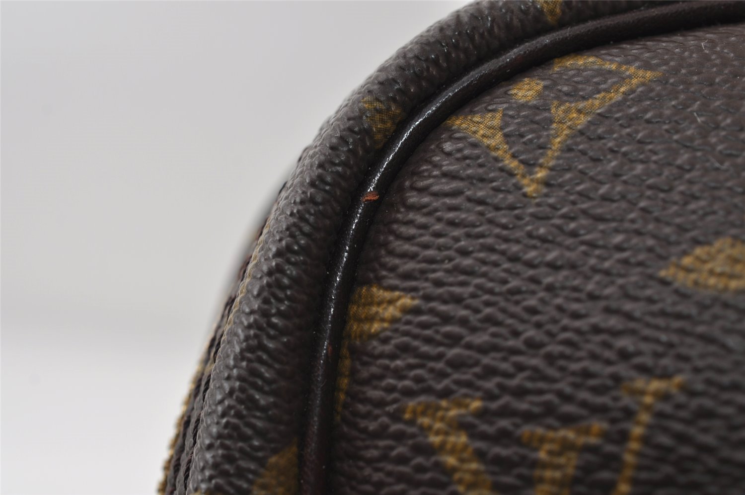 Authentic Louis Vuitton Monogram Reporter GM Shoulder Cross Bag M45252 LV 0220J