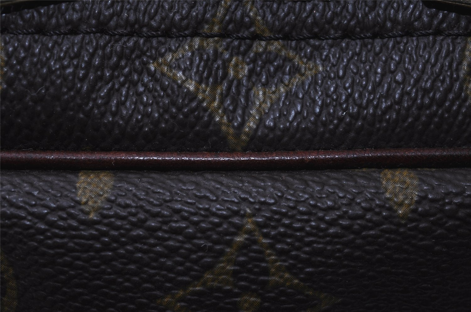 Authentic Louis Vuitton Monogram Reporter GM Shoulder Cross Bag M45252 LV 0220J