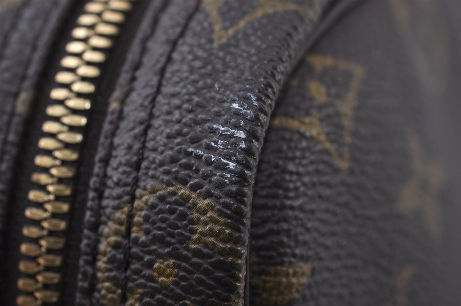 Authentic Louis Vuitton Monogram Reporter GM Shoulder Cross Bag M45252 LV 0220J