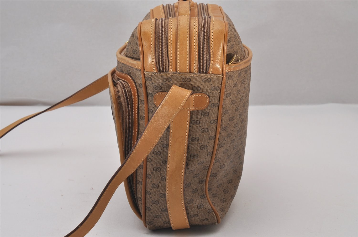 Authentic GUCCI Micro GG PVC Leather Shoulder Cross Body Bag Brown Junk 0223J