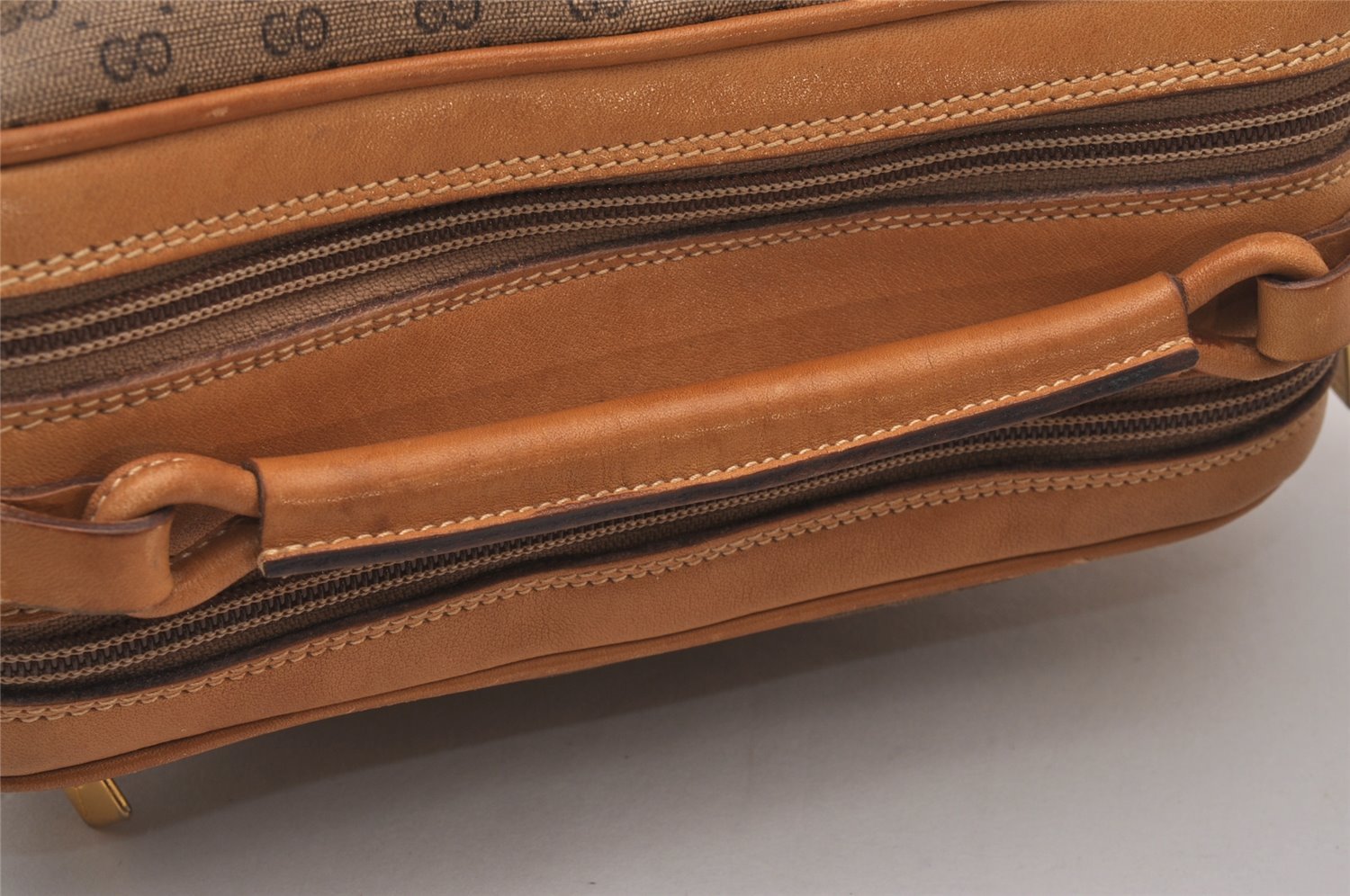 Authentic GUCCI Micro GG PVC Leather Shoulder Cross Body Bag Brown Junk 0223J