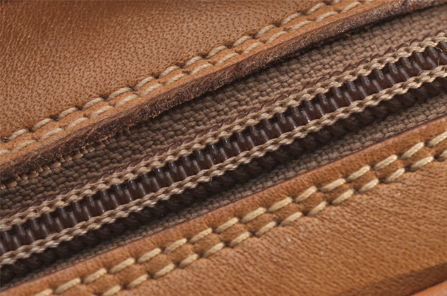 Authentic GUCCI Micro GG PVC Leather Shoulder Cross Body Bag Brown Junk 0223J