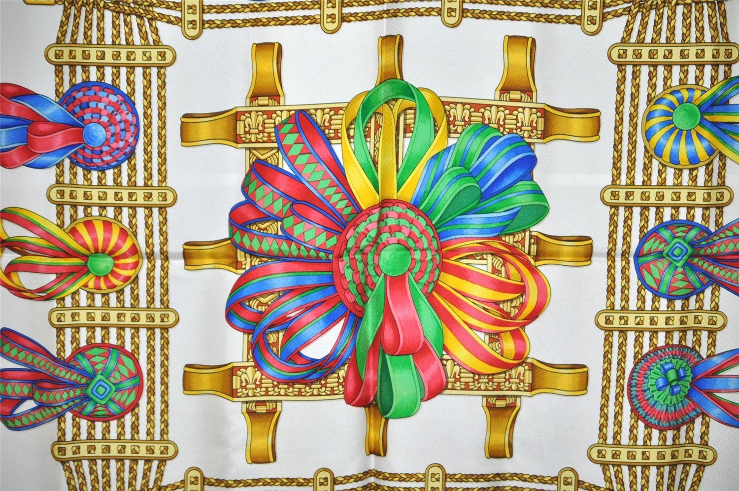 Authentic HERMES Carre 90 Scarf 