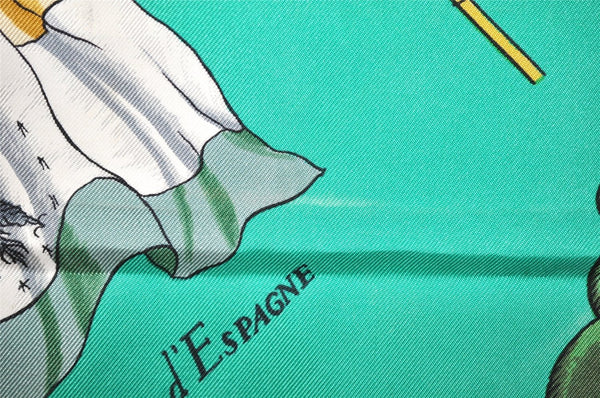 Authentic HERMES Carre 90 Vintage Scarf "PAVOIS" Silk Green 0229J