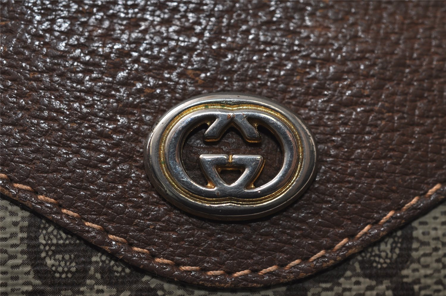 Authentic GUCCI Shoulder Cross Body Bag Purse GG PVC Leather Brown 0234J