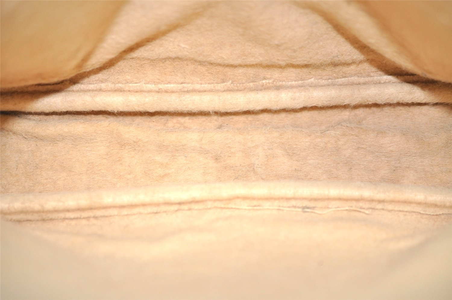 Authentic GUCCI Shoulder Cross Body Bag Purse GG PVC Leather Brown 0234J