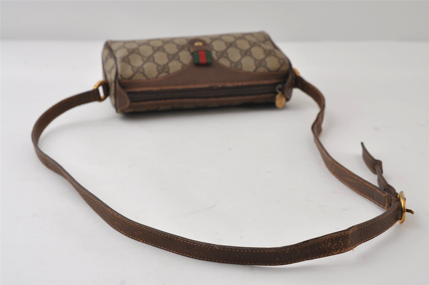 Authentic GUCCI Web Sherry Line Shoulder Cross Bag GG PVC Leather Brown 0235J