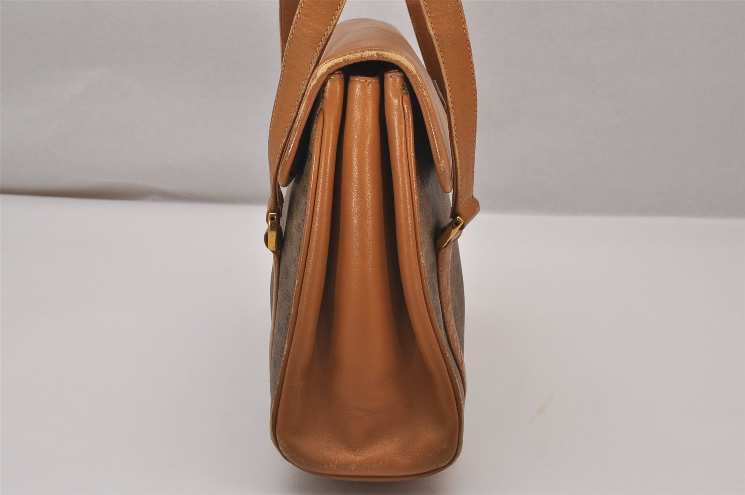 Authentic GUCCI Vintage Micro GG PVC Leather Shoulder Hand Bag Brown 0236J