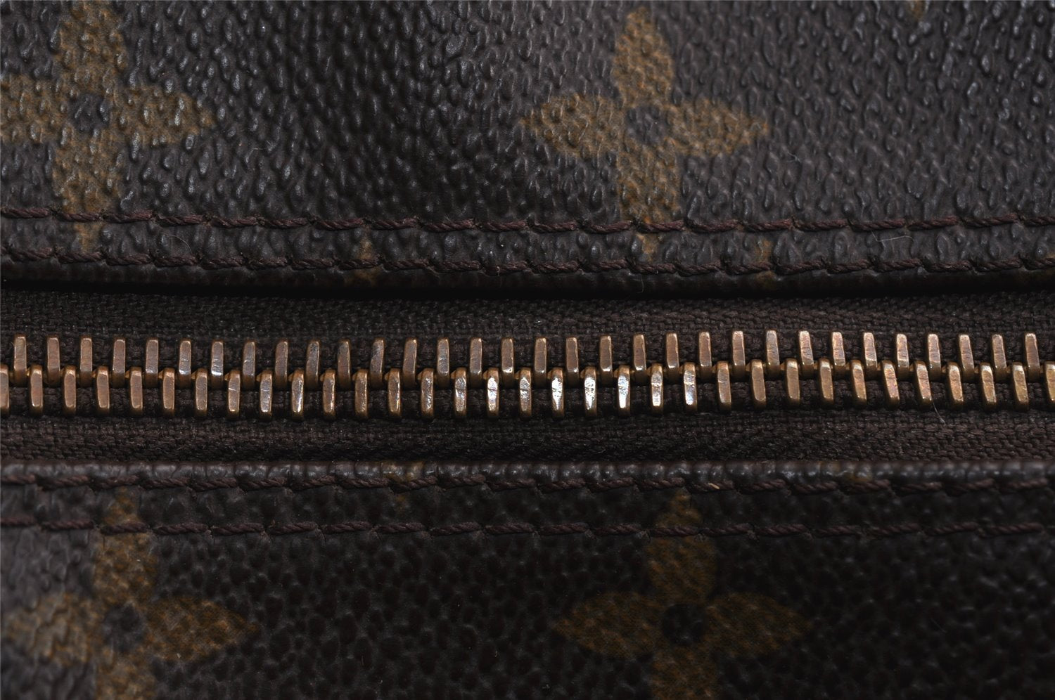 Authentic Louis Vuitton Monogram Boulogne 35 Shoulder Cross Bag M51260 LV 0236K