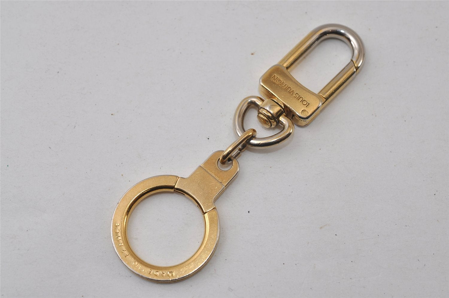 Authentic Louis Vuitton Charm Key Chain Anokre Gold M62694 LV 0237J