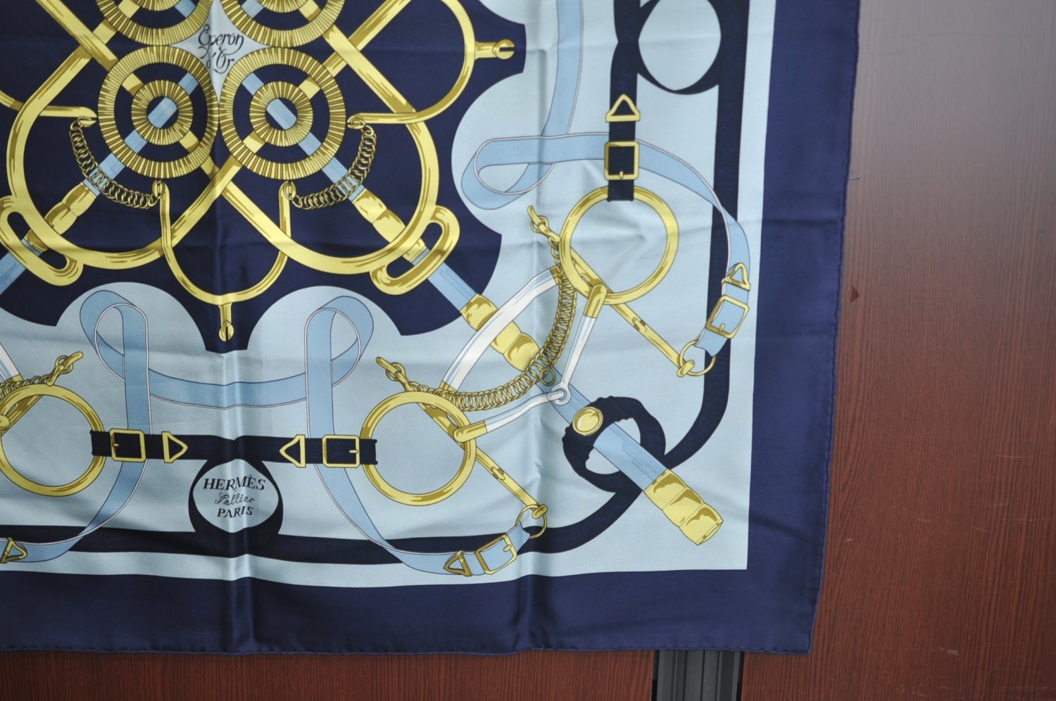 Authentic HERMES Carre 90 Scarf 