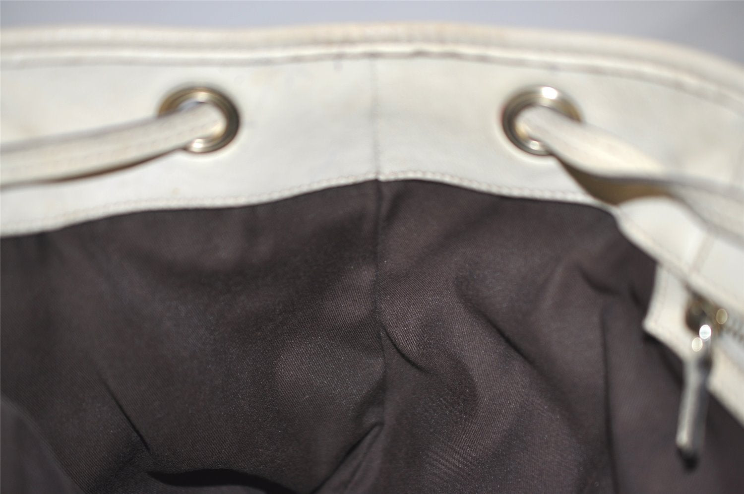 Authentic GUCCI Bamboo Shoulder Tote Drawstring Bag Leather 170582 White 0244K