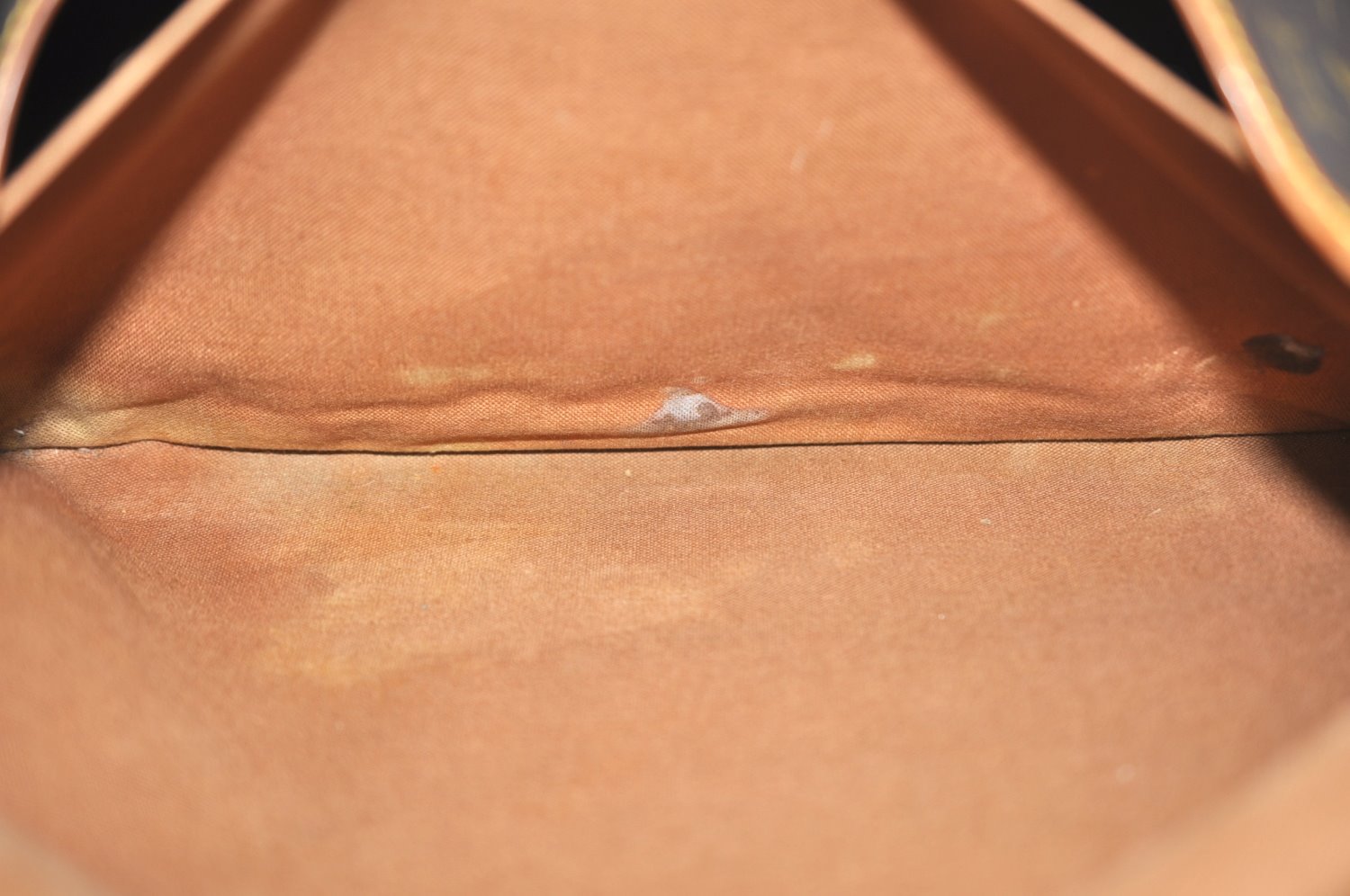 Authentic Louis Vuitton Monogram Saumur 35 Shoulder Cross Bag M42254 LV 0245H