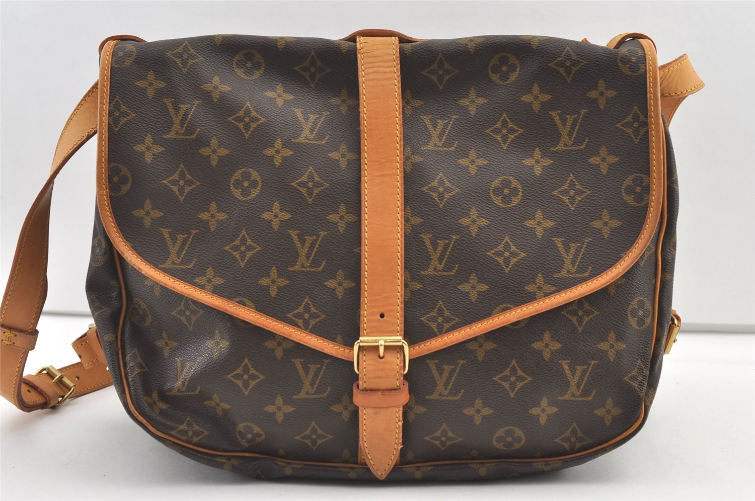 Authentic Louis Vuitton Monogram Saumur 35 Shoulder Cross Bag M42254 LV 0247K