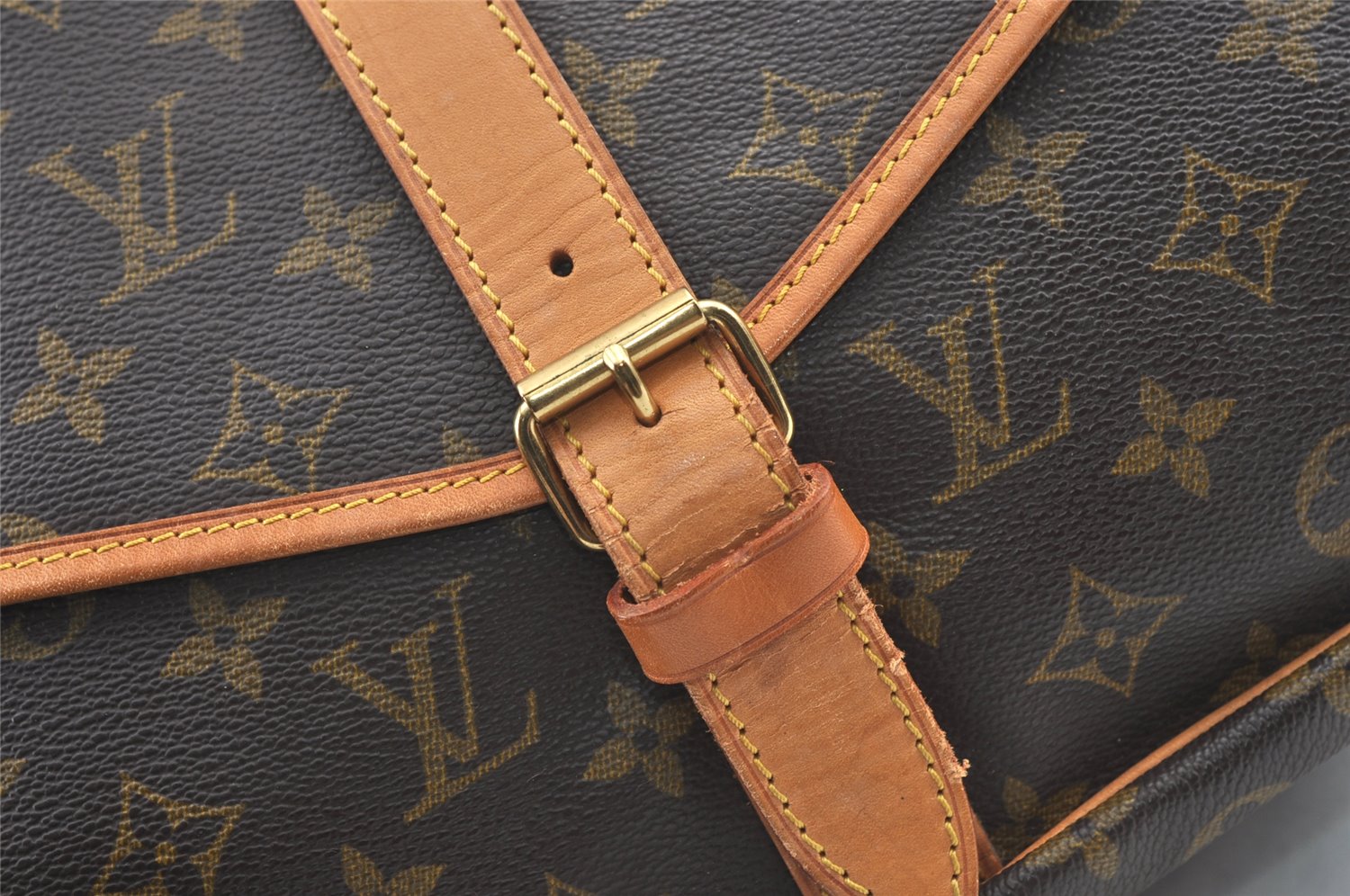 Authentic Louis Vuitton Monogram Saumur 35 Shoulder Cross Bag M42254 LV 0247K