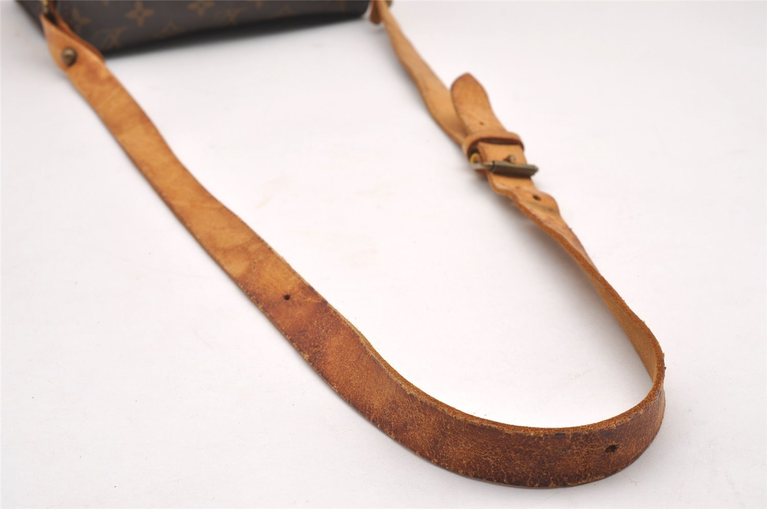 Authentic Louis Vuitton Monogram Cartouchiere MM M51253 Shoulder Cross Bag 0248J