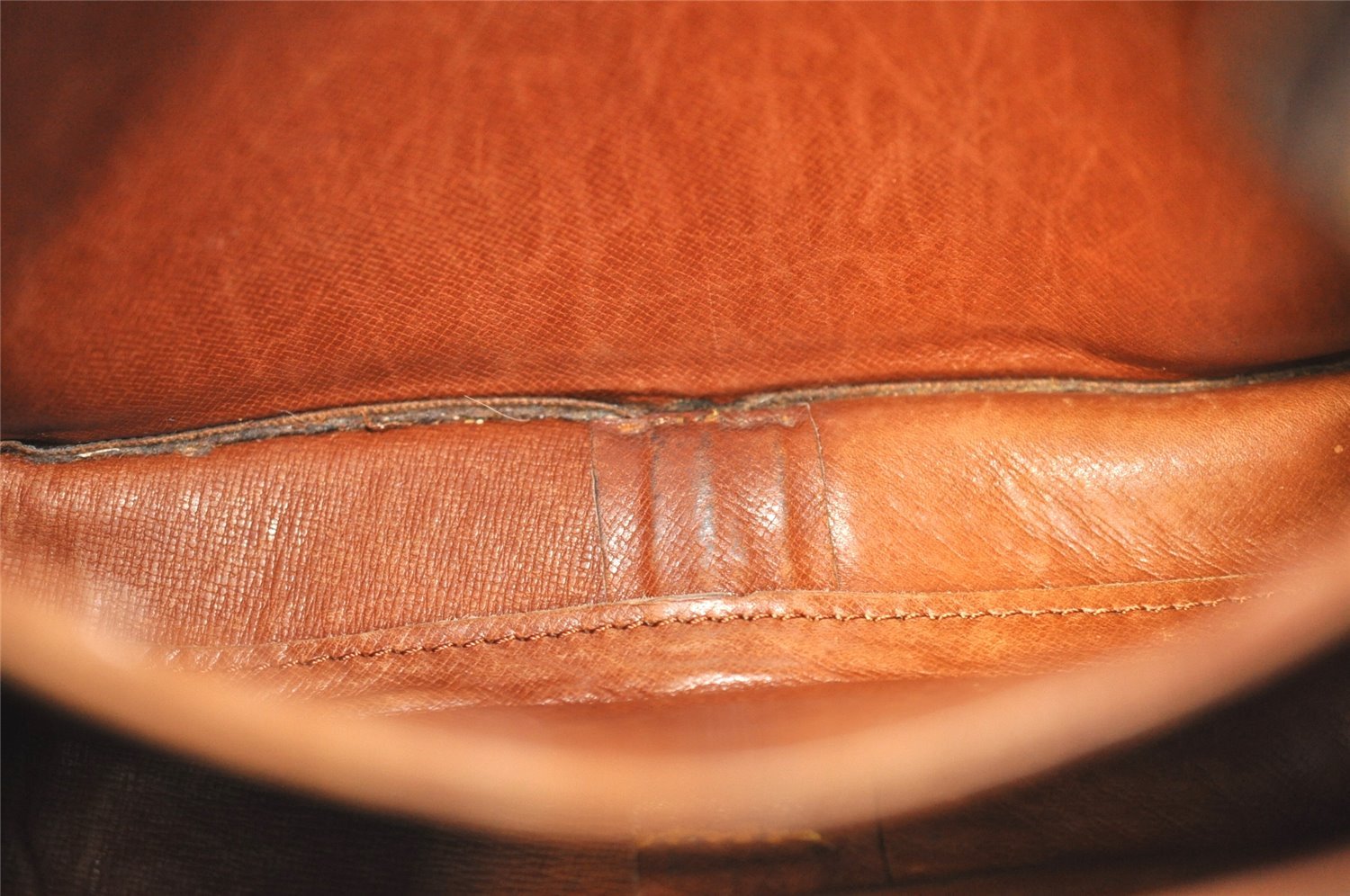 Authentic Louis Vuitton Monogram Cartouchiere MM M51253 Shoulder Cross Bag 0248J