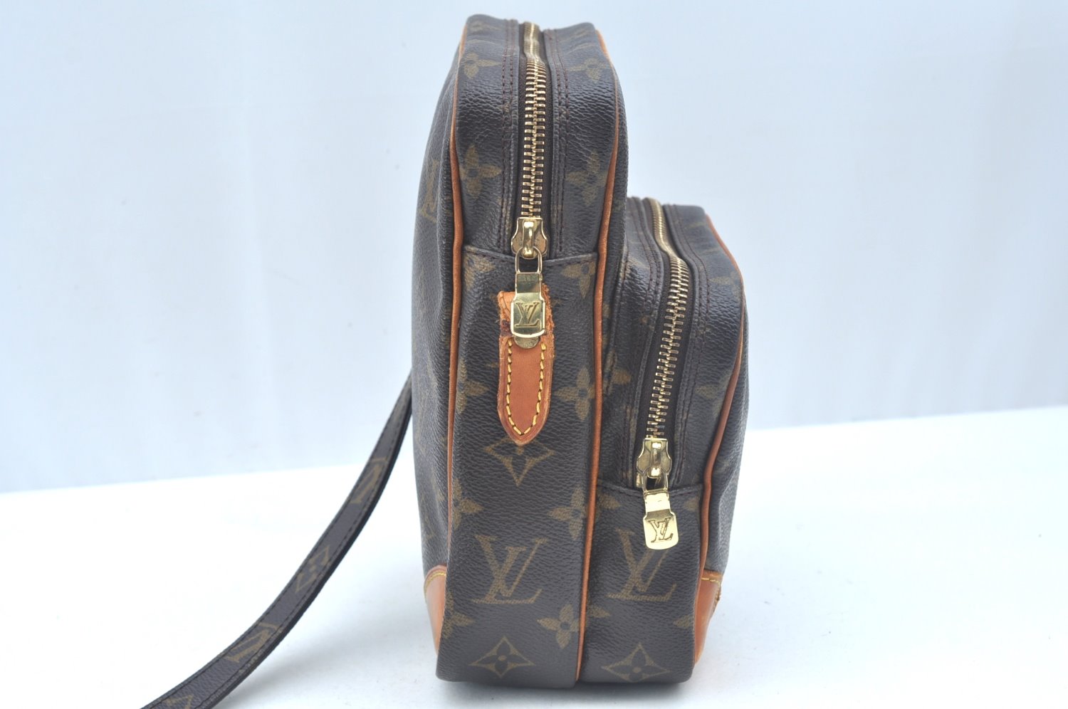 Authentic Louis Vuitton Monogram Amazone Shoulder Cross Bag M45236 Junk 0251J