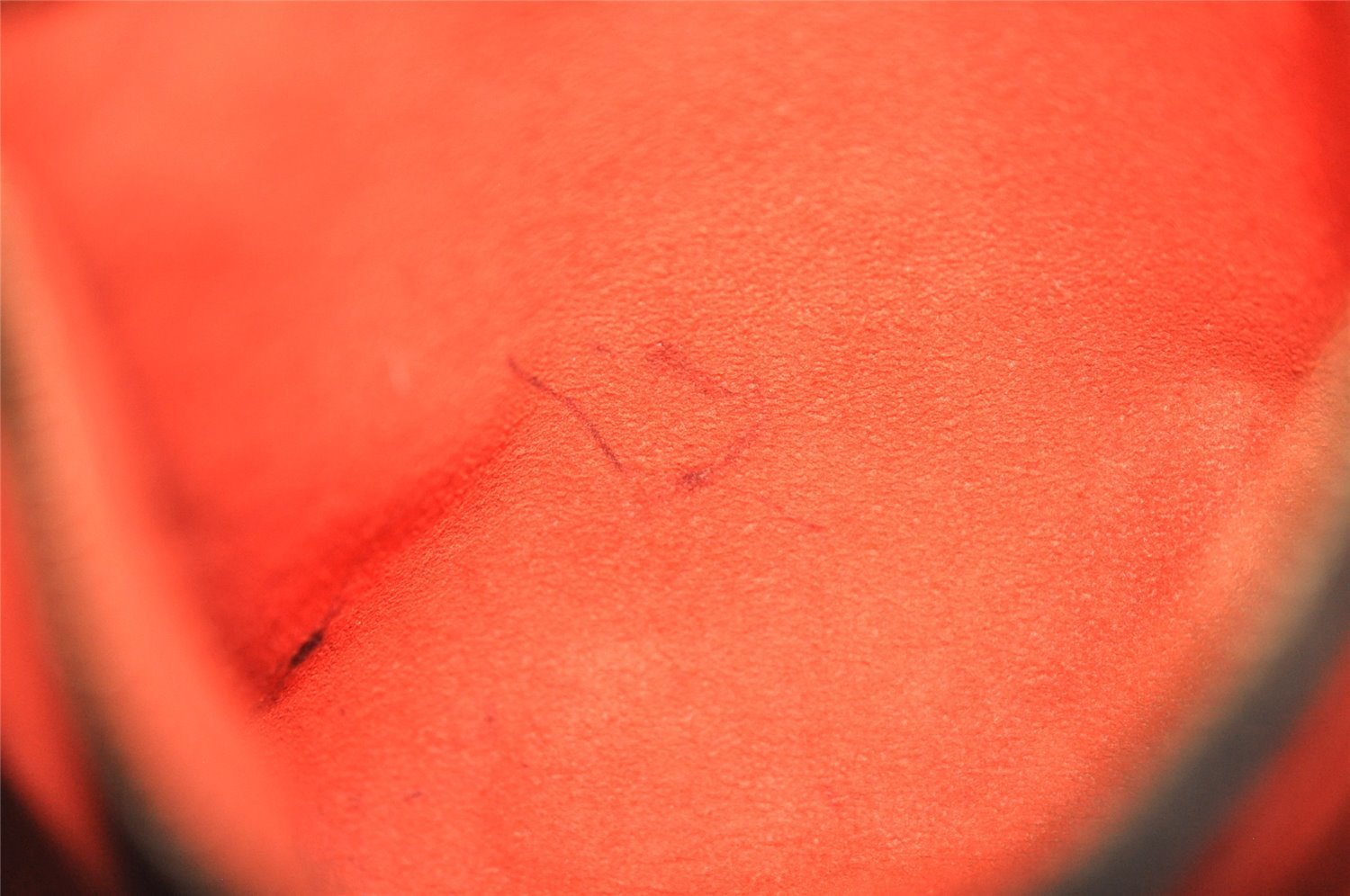 Authentic Louis Vuitton Damier Marais Bucket Shoulder Tote Bag N42240 LV 0253J