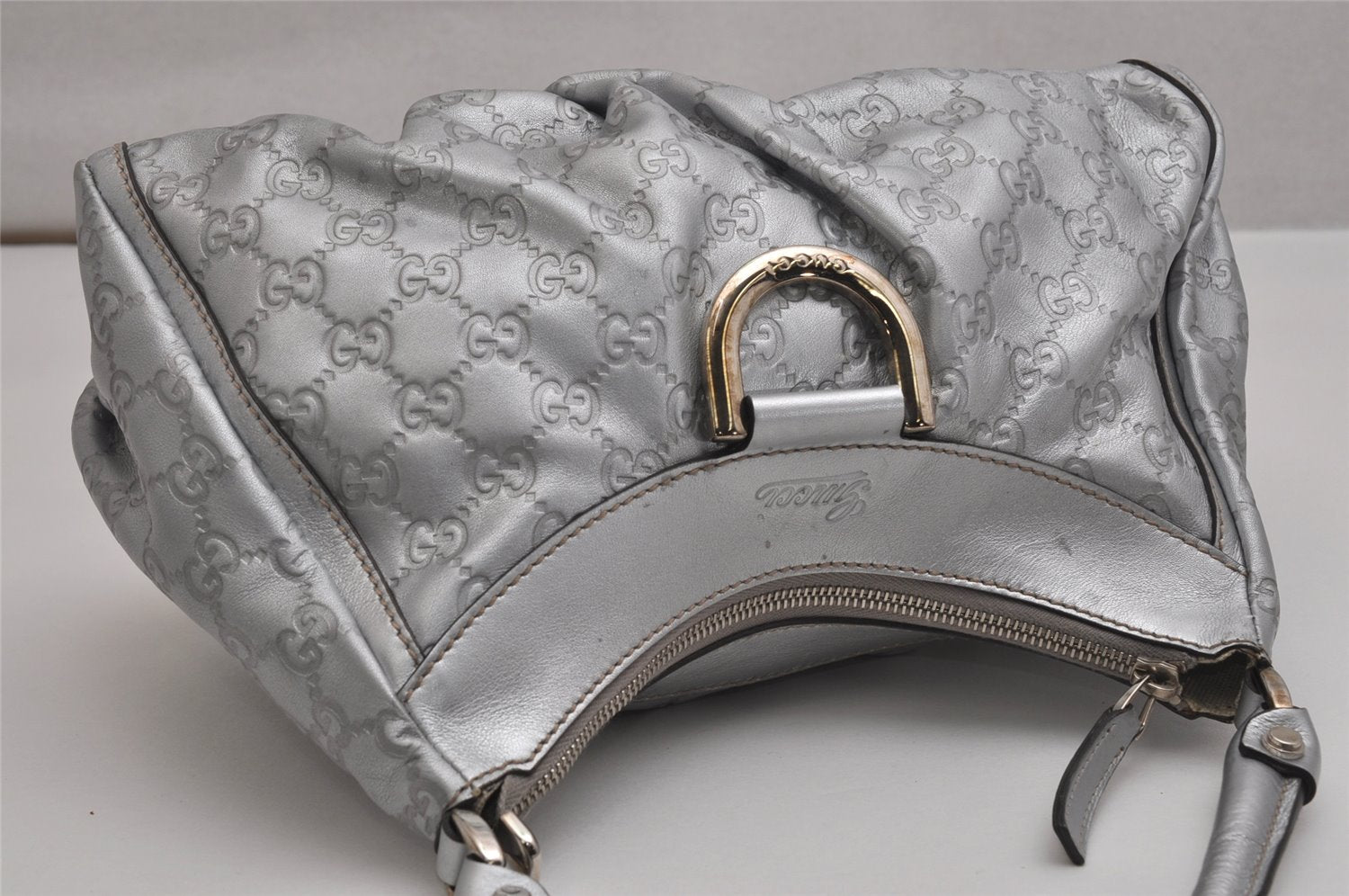 Authentic GUCCI Guccissima Abbey Shoulder Bag GG Leather 190525 Silver 0257K