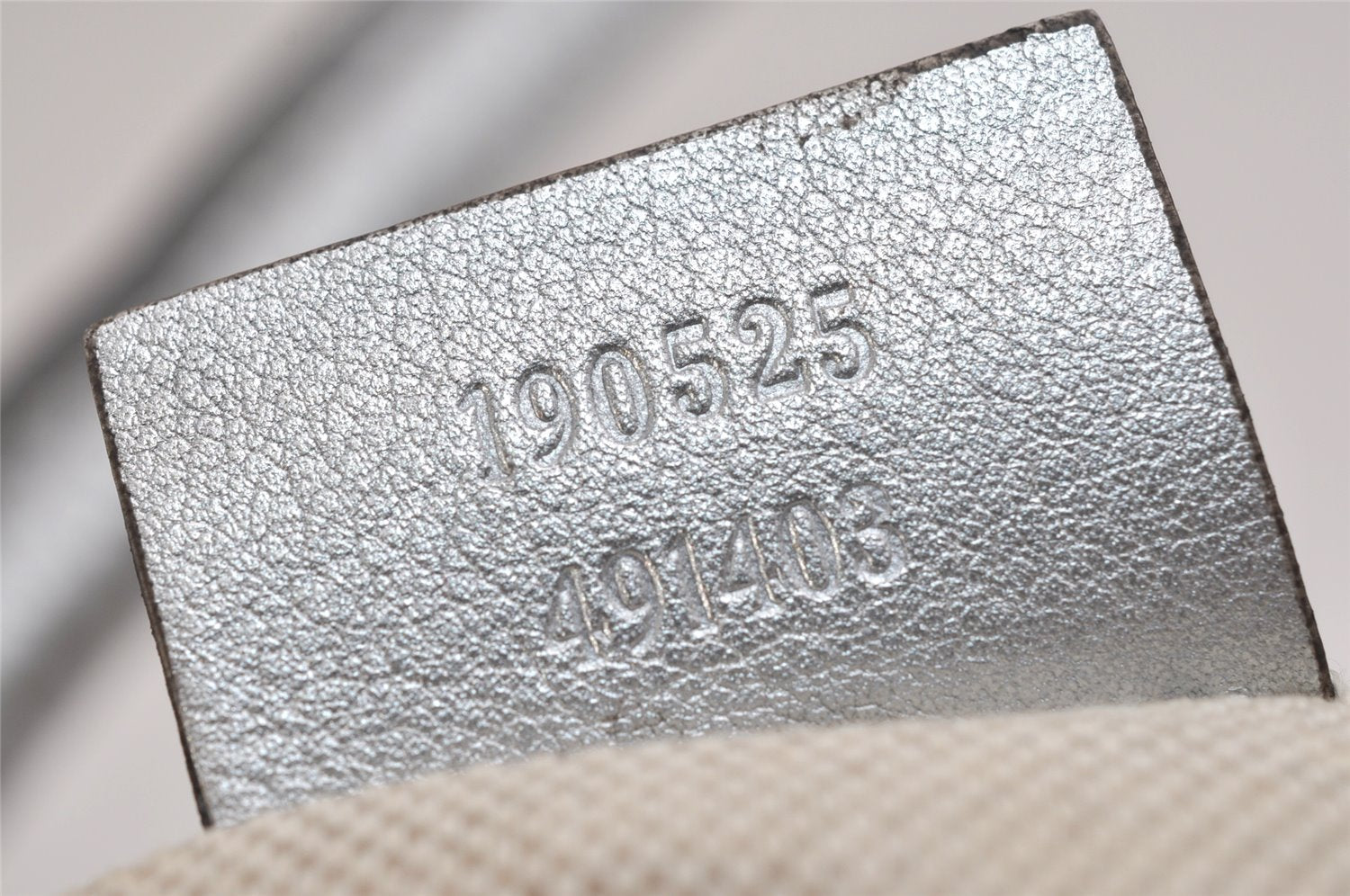 Authentic GUCCI Guccissima Abbey Shoulder Bag GG Leather 190525 Silver 0257K