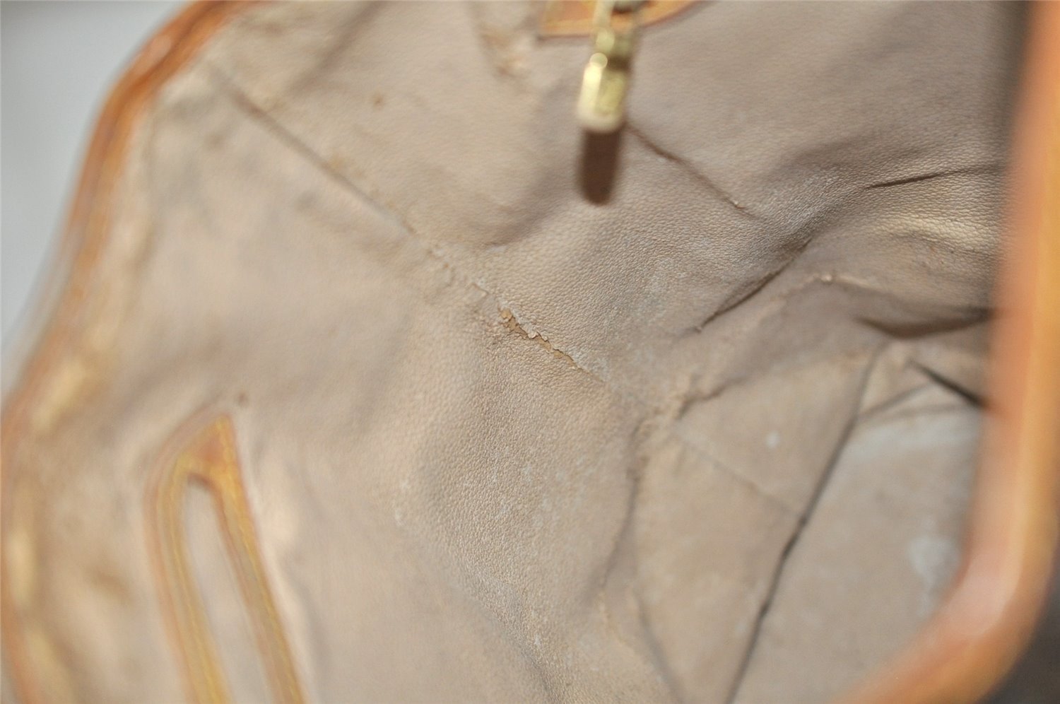 Authentic Louis Vuitton Monogram Bucket GM Shoulder Tote Bag M42236 Junk 0260J