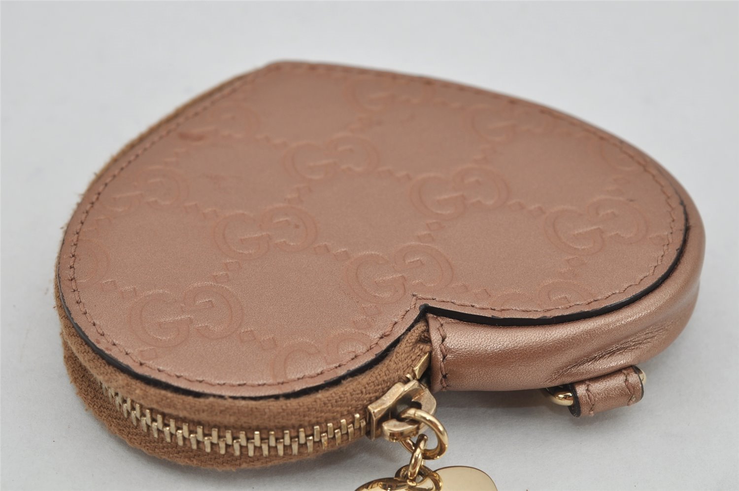 Authentic GUCCI Guccissima Heart Motif Coin Purse Case Leather Beige Box 0265K