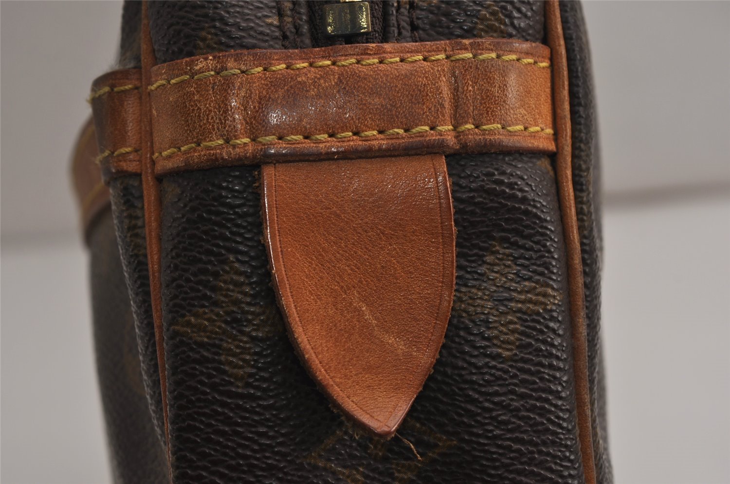 Authentic Louis Vuitton Monogram Compiegne 28 Clutch Hand Bag M51845 LV 0270K