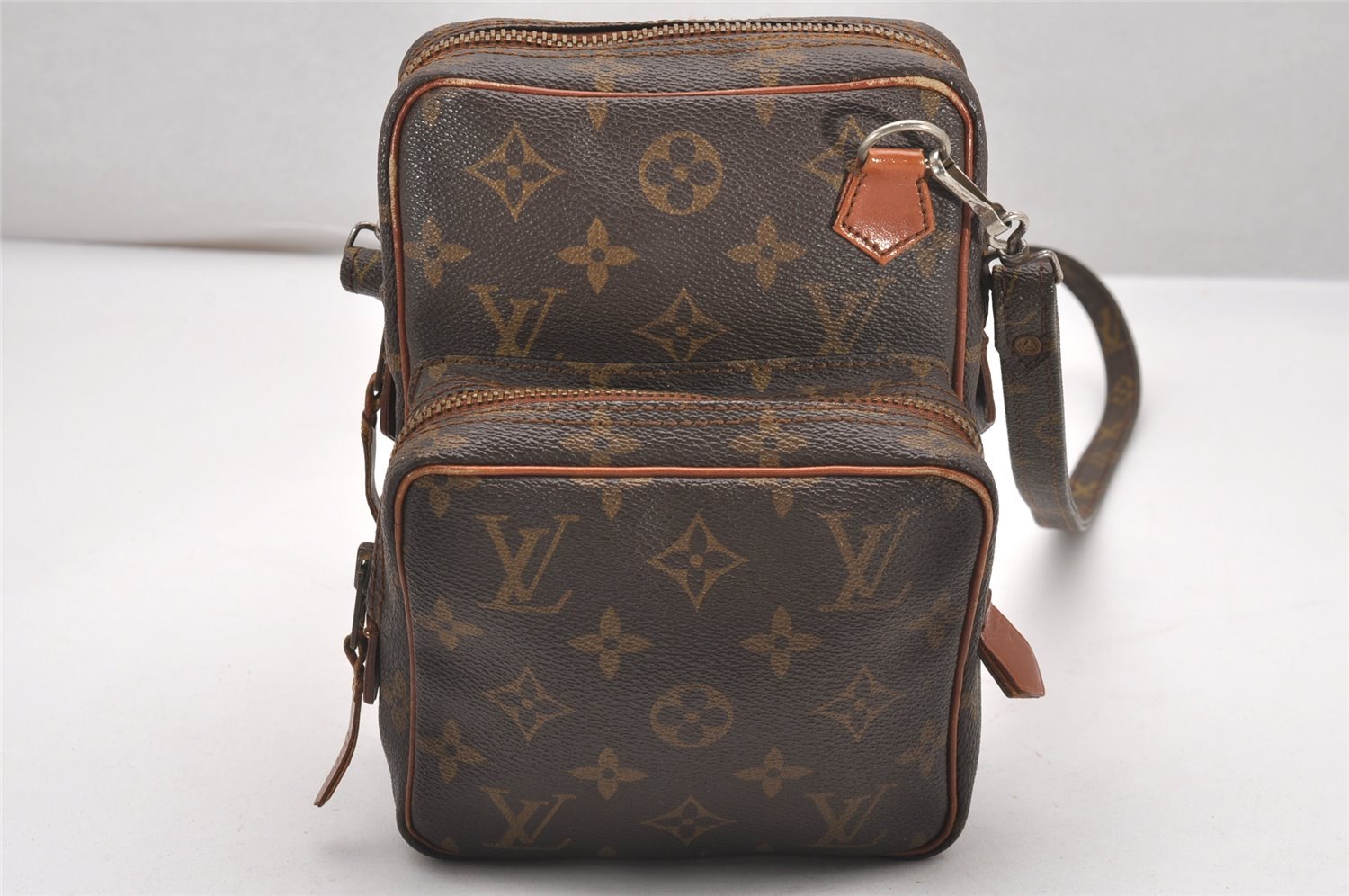 Authentic Louis Vuitton Monogram Amazone Shoulder Cross Body Bag Old Model 0271J