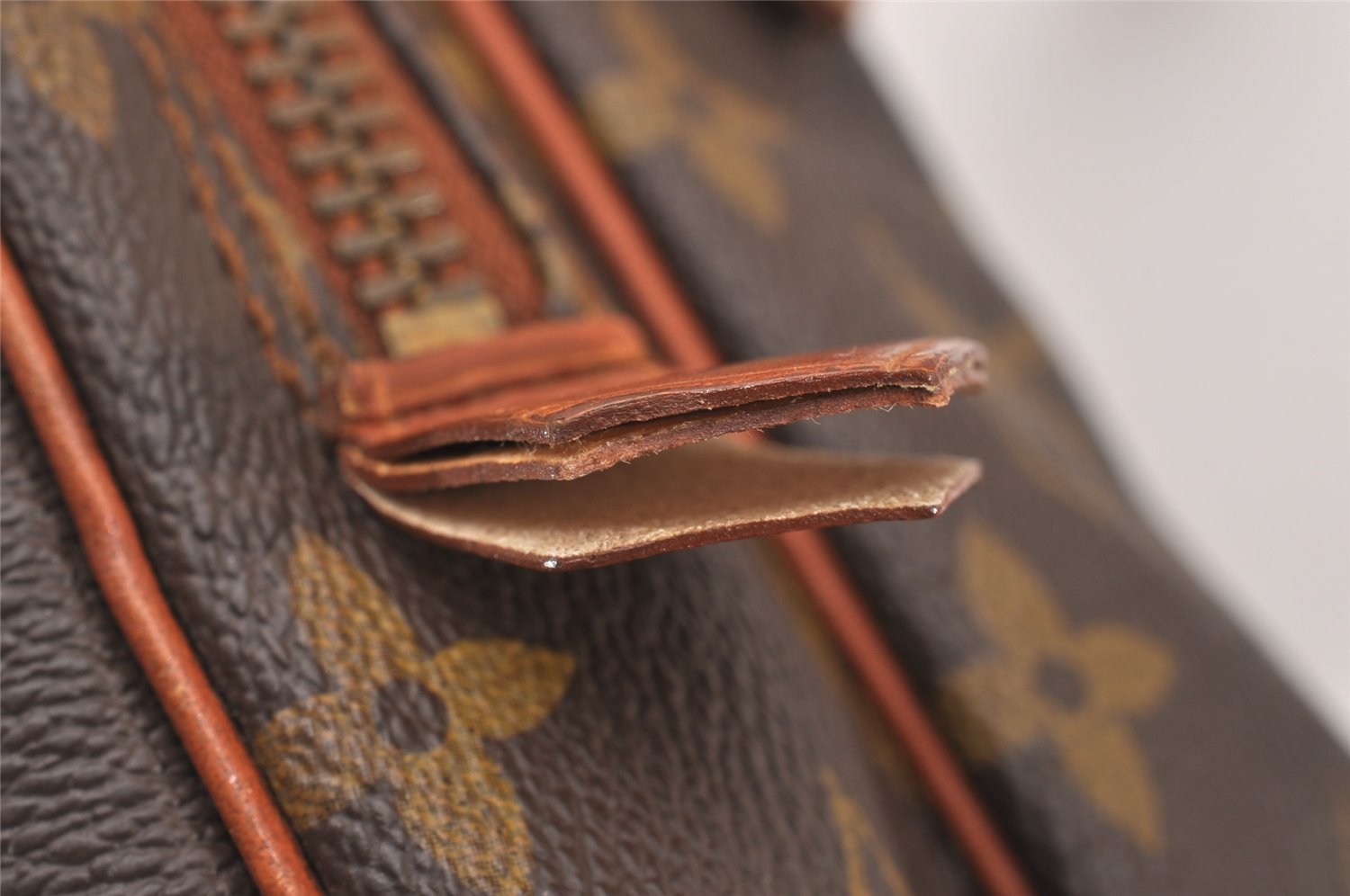 Authentic Louis Vuitton Monogram Amazone Shoulder Cross Body Bag Old Model 0271J