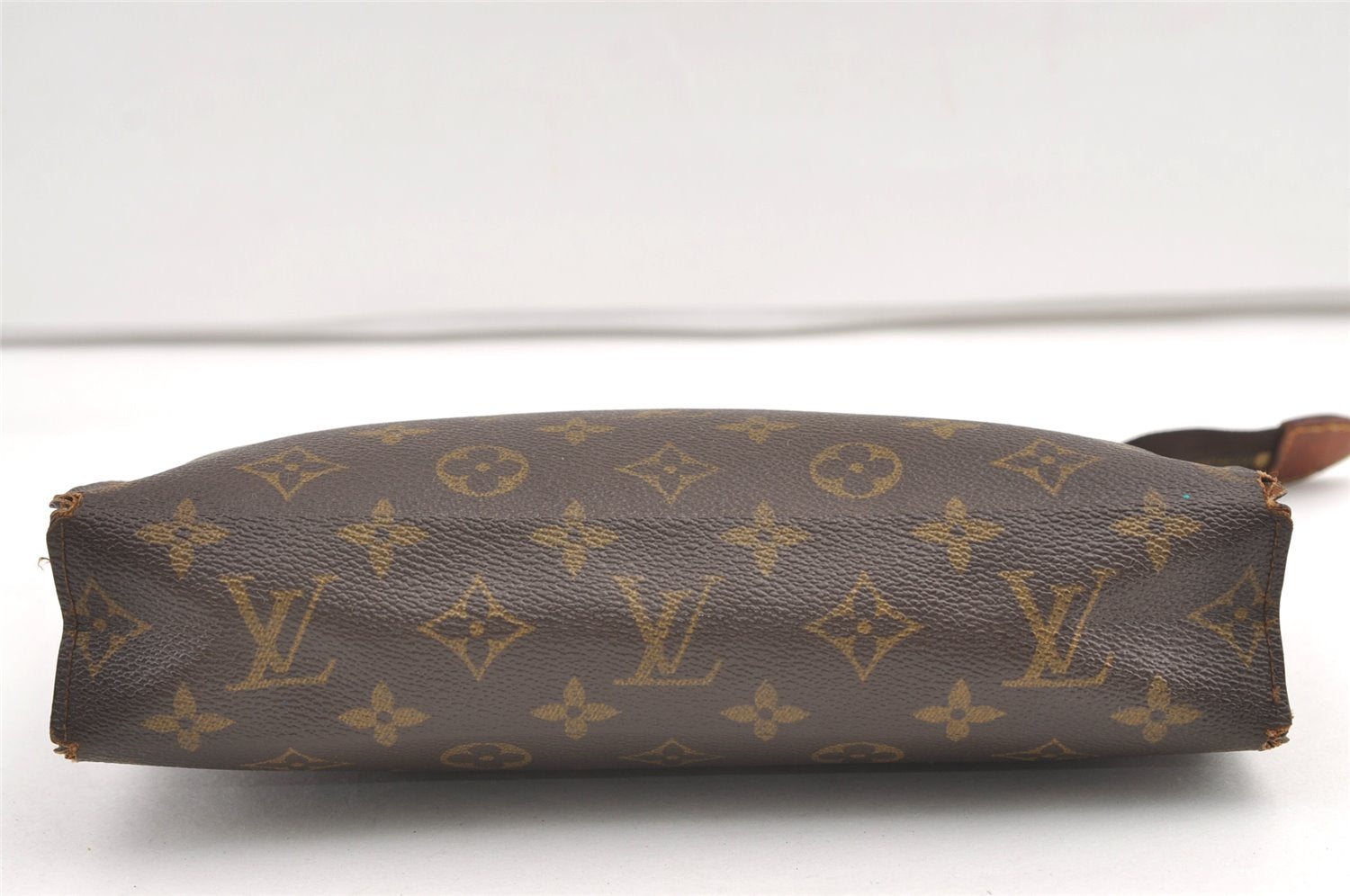 Auth Louis Vuitton Monogram Poche Toilette 26 Cosmetics Pouch Old Model LV 0271K