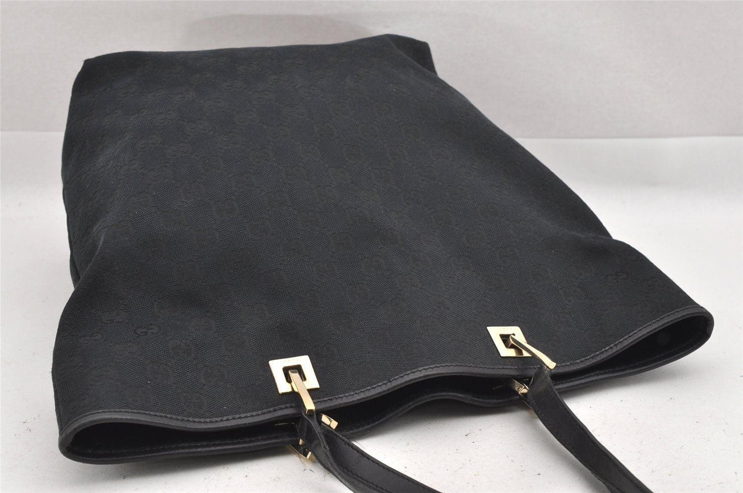 Authentic GUCCI Vintage Shoulder Tote Bag GG Canvas Leather 0021098 Black 0274J
