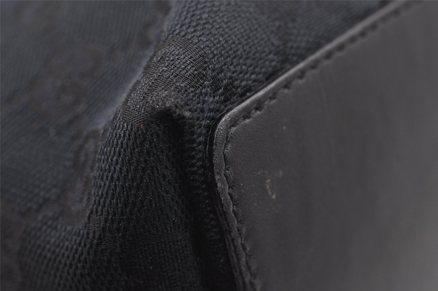 Authentic GUCCI Vintage Shoulder Tote Bag GG Canvas Leather 0021098 Black 0274J