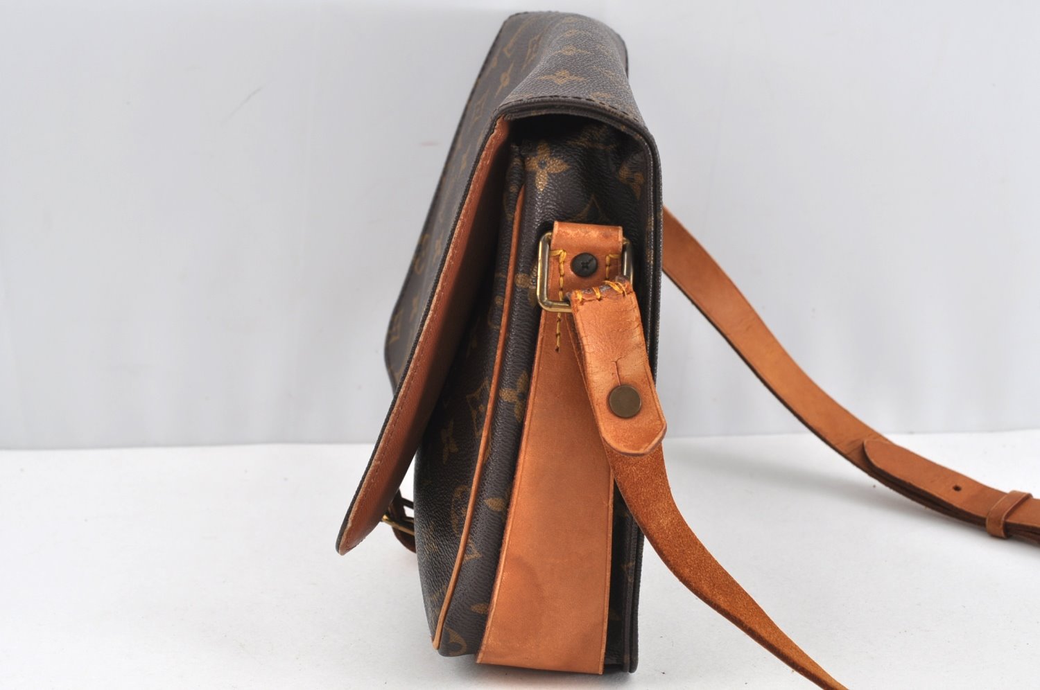 Auth Louis Vuitton Monogram Cartouchiere GM M51252 Shoulder Cross Bag Junk 0275J