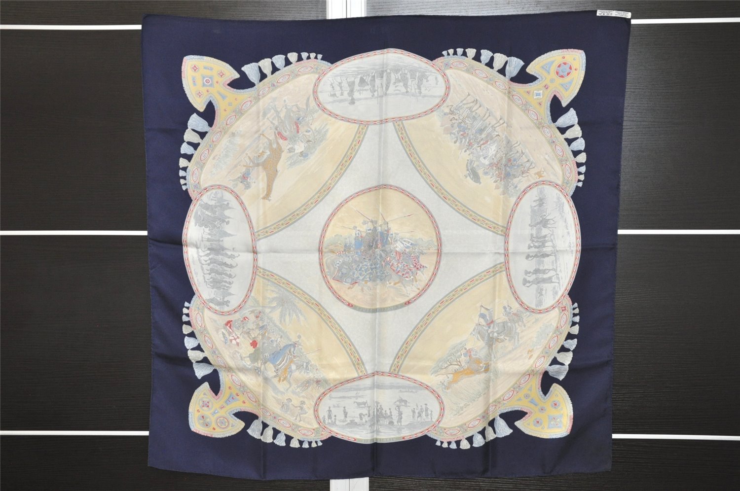 Authentic HERMES Carre 90 Scarf 