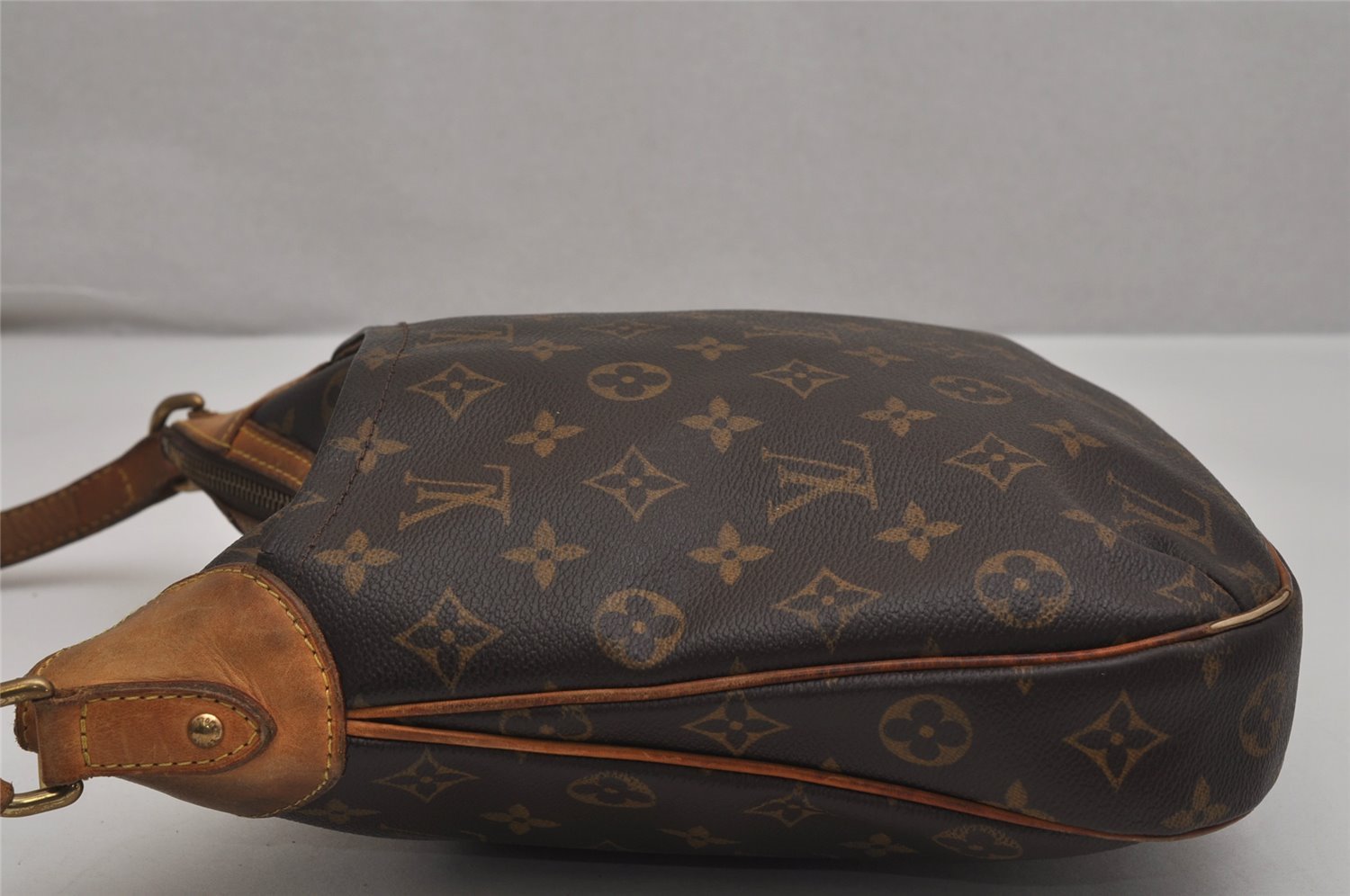 Authentic Louis Vuitton Monogram Odeon PM Shoulder Cross Bag M56390 LV 0280K