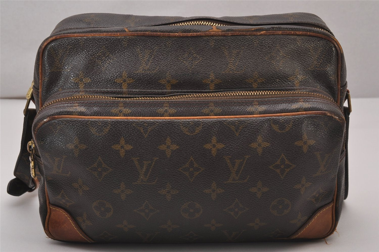 Authentic Louis Vuitton Monogram Nile Shoulder Cross Body Bag M45244 LV 0285J