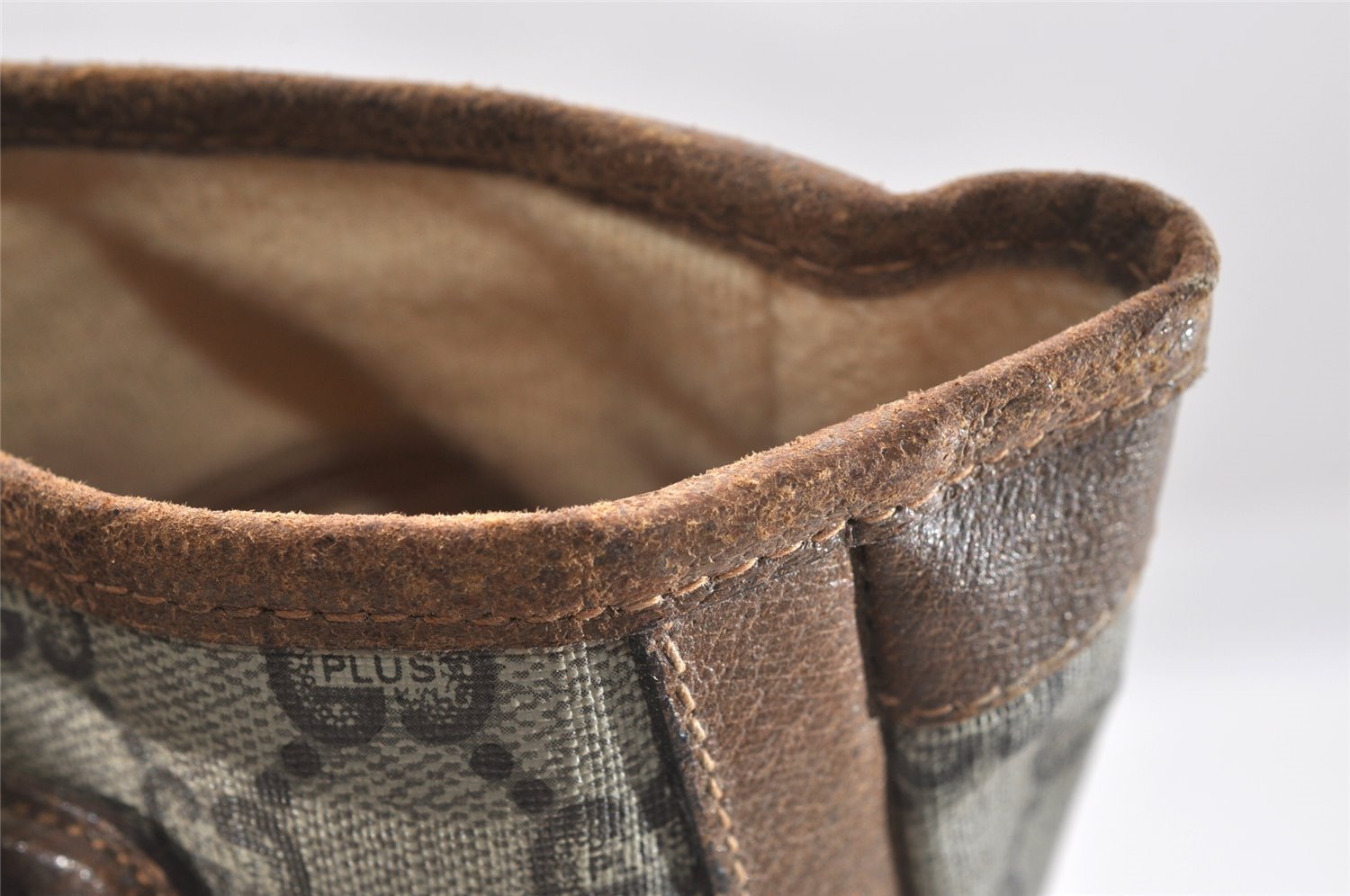 Authentic GUCCI Vintage GG Plus Shoulder Tote Bag GG PVC Leather Brown 0286J